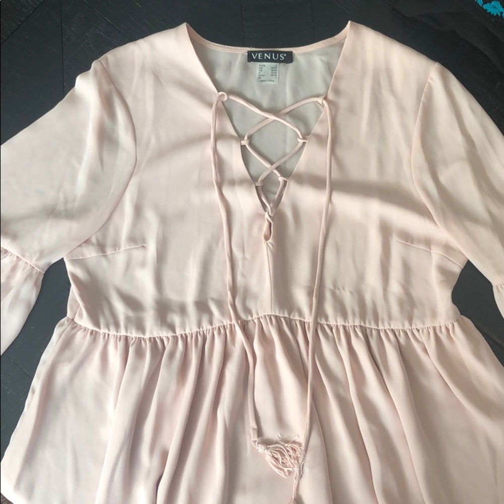 Venus pink flowy top